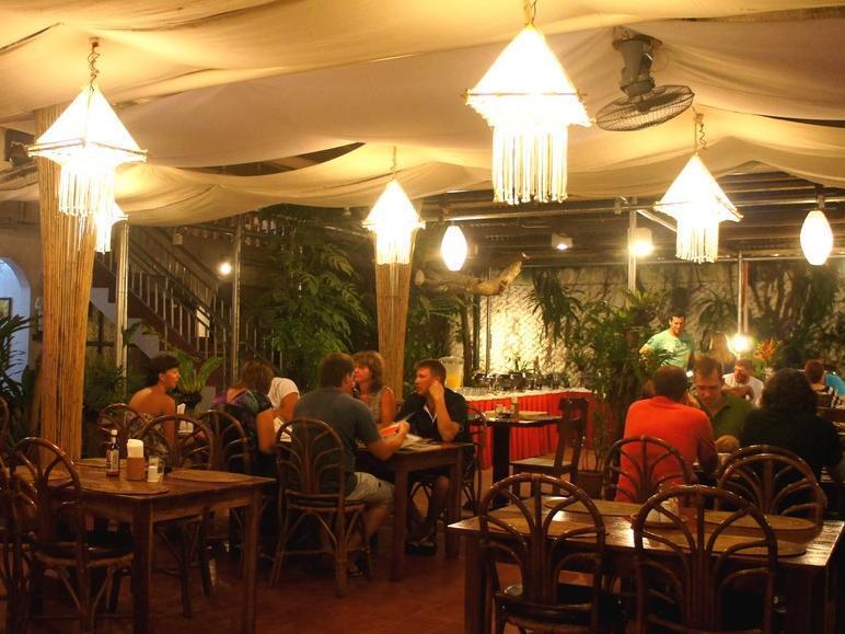 Deparis Beach Resort Balabag  Екстер'єр фото