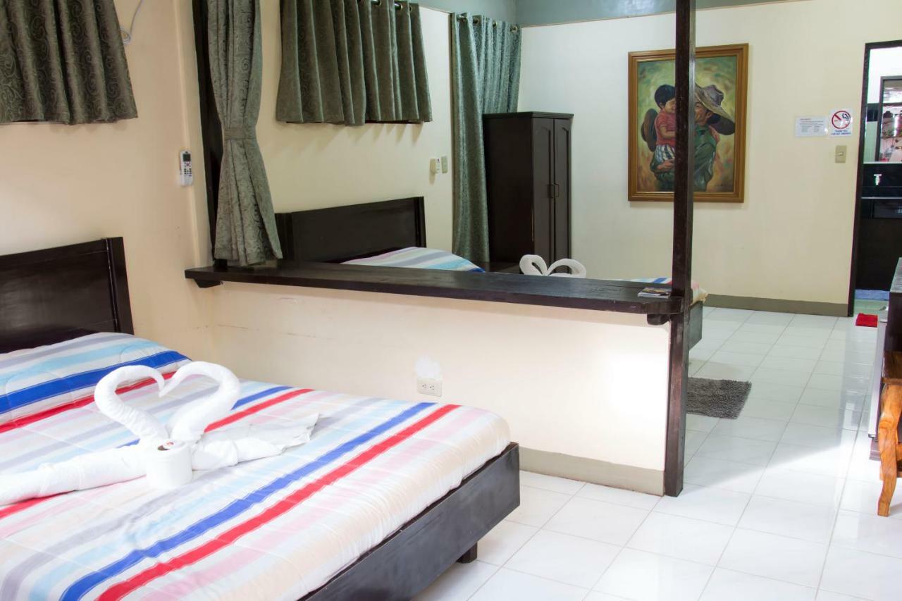 Deparis Beach Resort Balabag  Екстер'єр фото