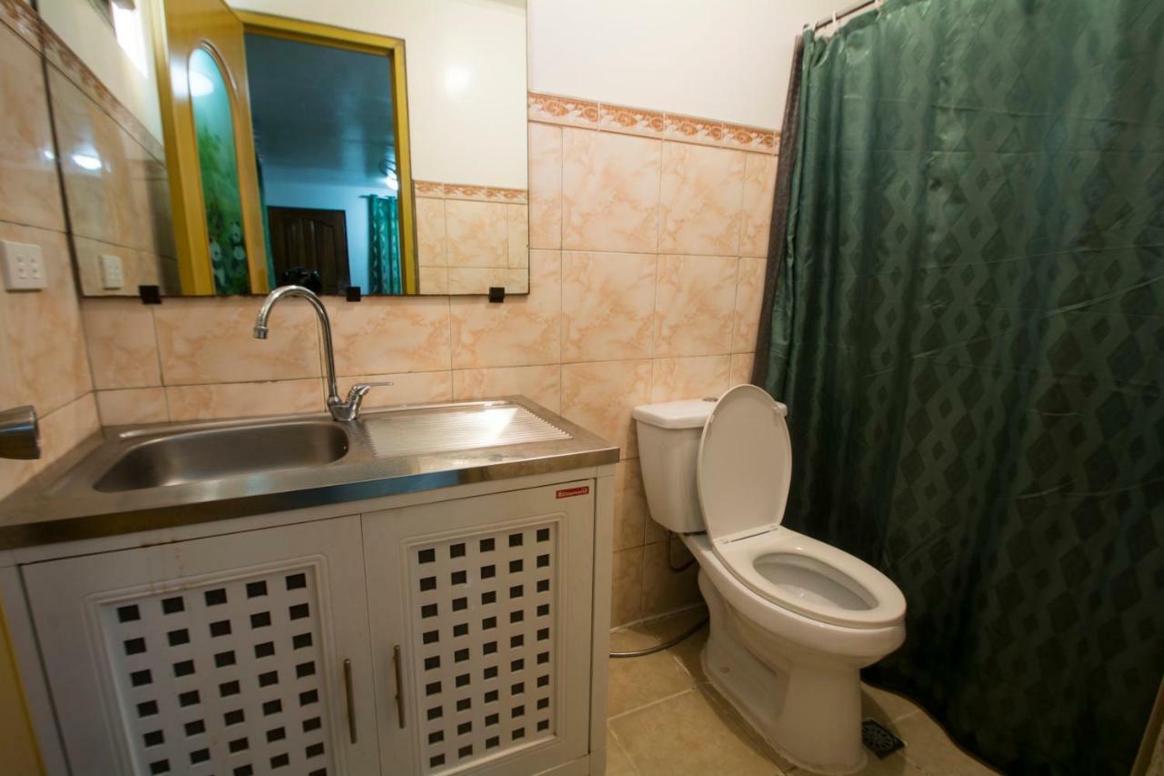 Deparis Beach Resort Balabag  Екстер'єр фото