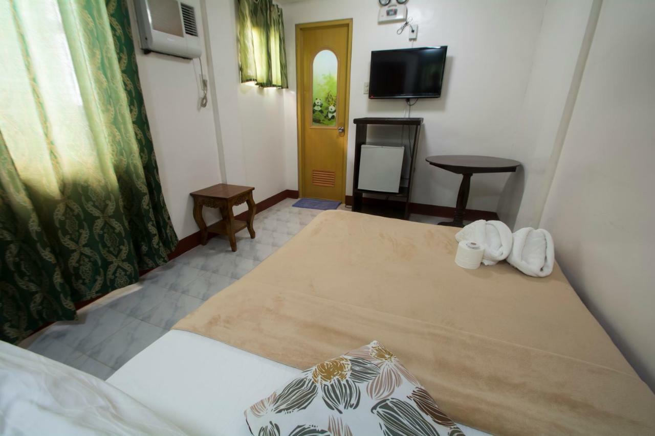 Deparis Beach Resort Balabag  Екстер'єр фото