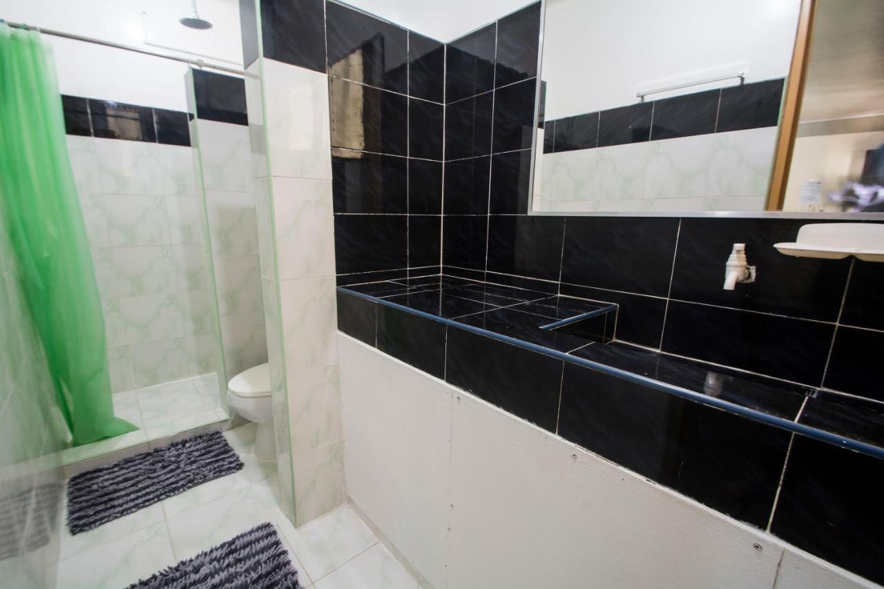 Deparis Beach Resort Balabag  Екстер'єр фото