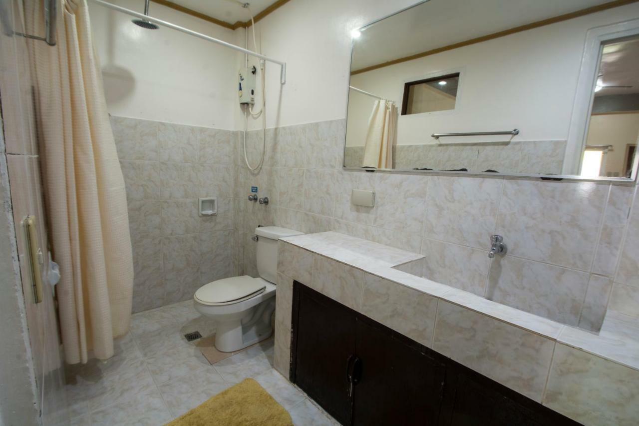 Deparis Beach Resort Balabag  Екстер'єр фото