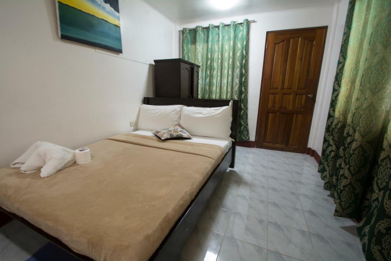 Deparis Beach Resort Balabag  Екстер'єр фото