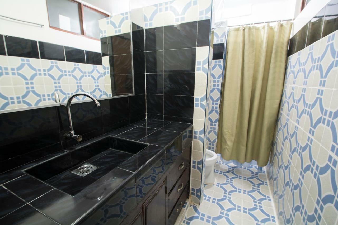 Deparis Beach Resort Balabag  Екстер'єр фото