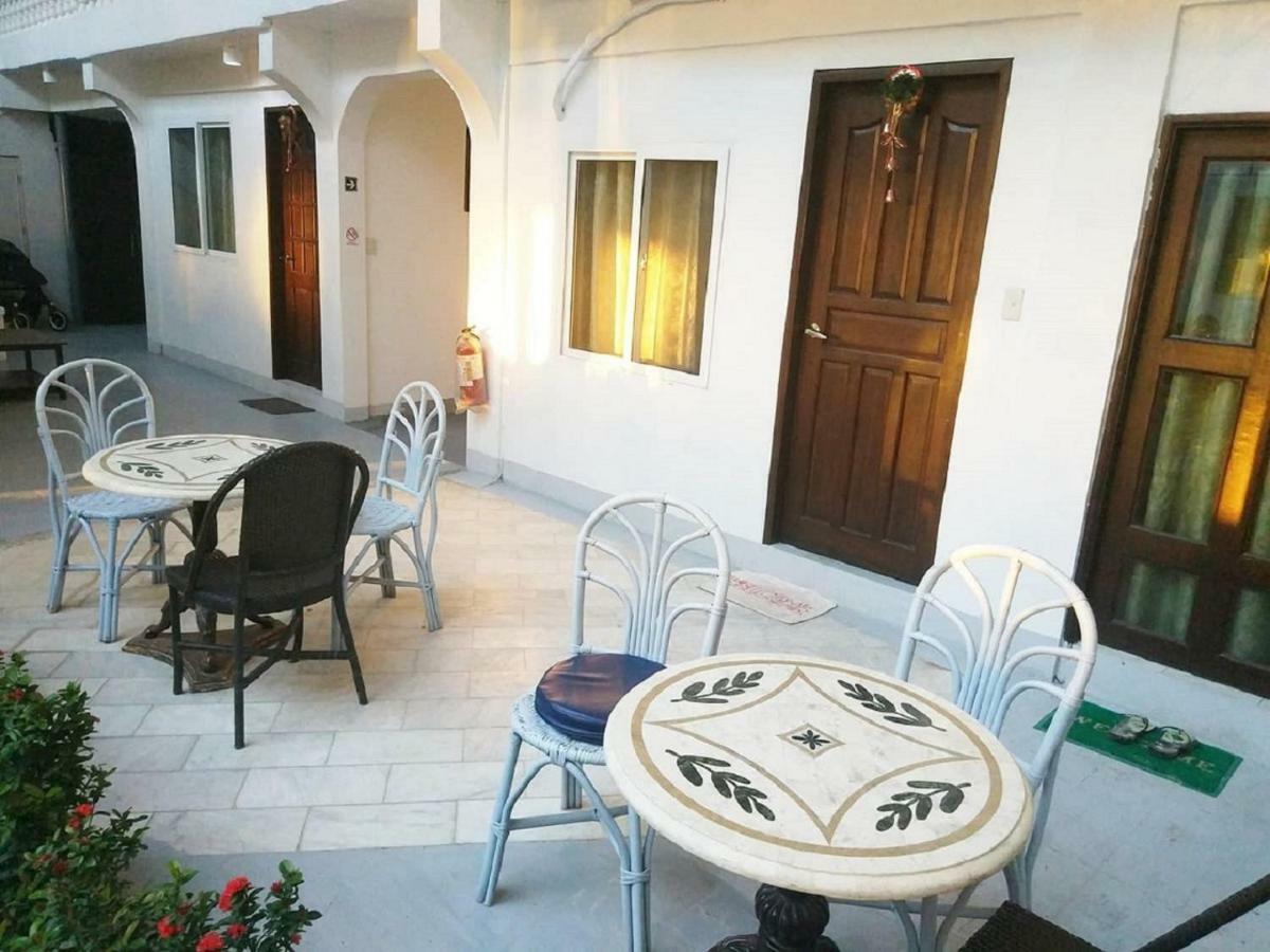 Deparis Beach Resort Balabag  Екстер'єр фото